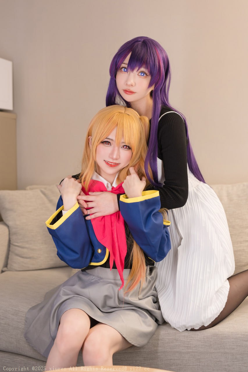 Sayo Momo & Sally Dorasnow