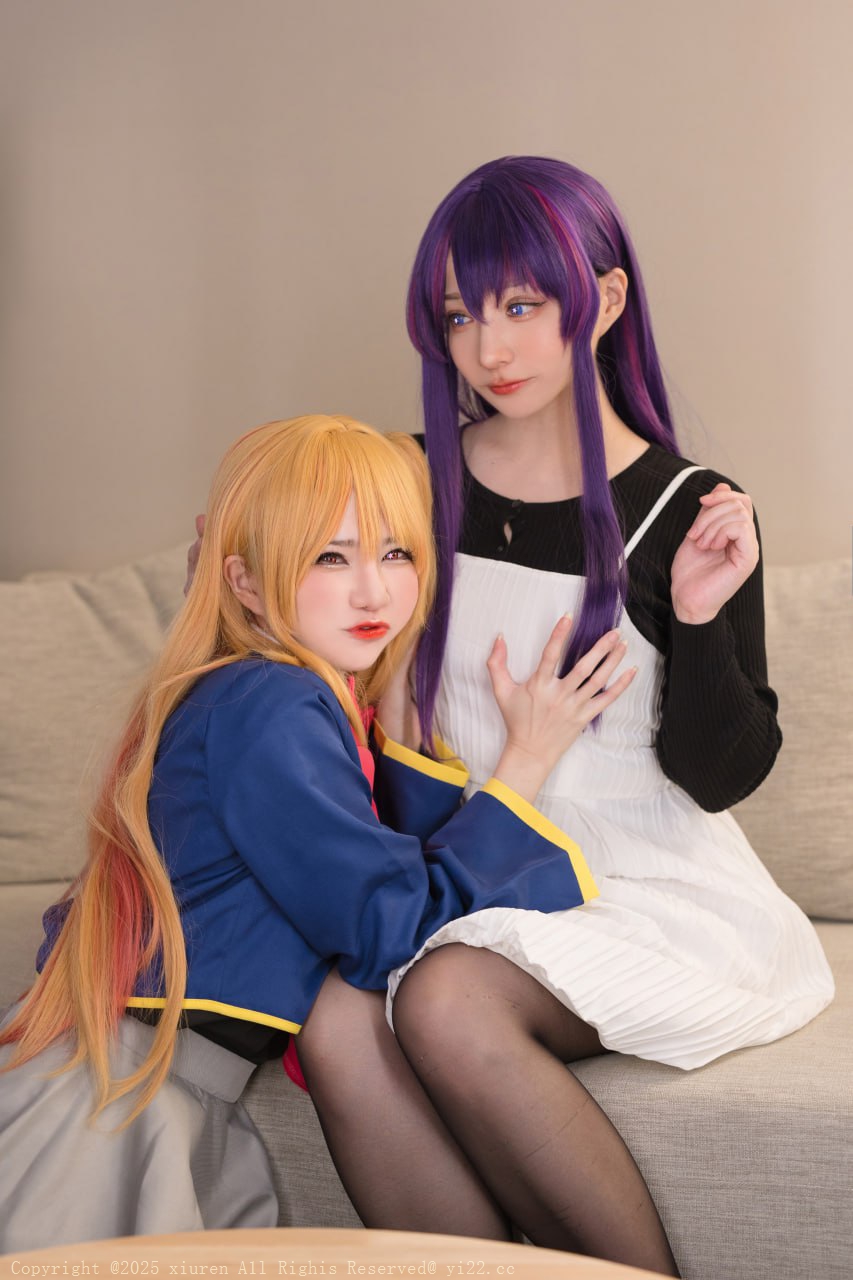 Sayo Momo & Sally Dorasnow