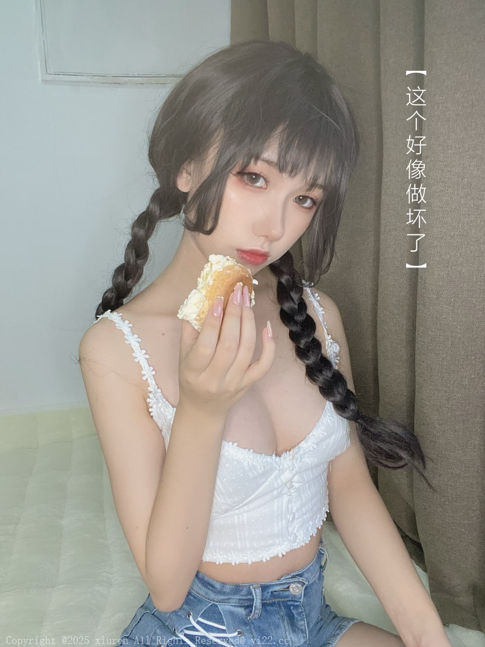 芋圆侑子 –  茶艺小姐