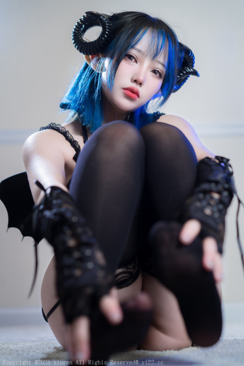狐洛洛子 – 深蓝魅魔