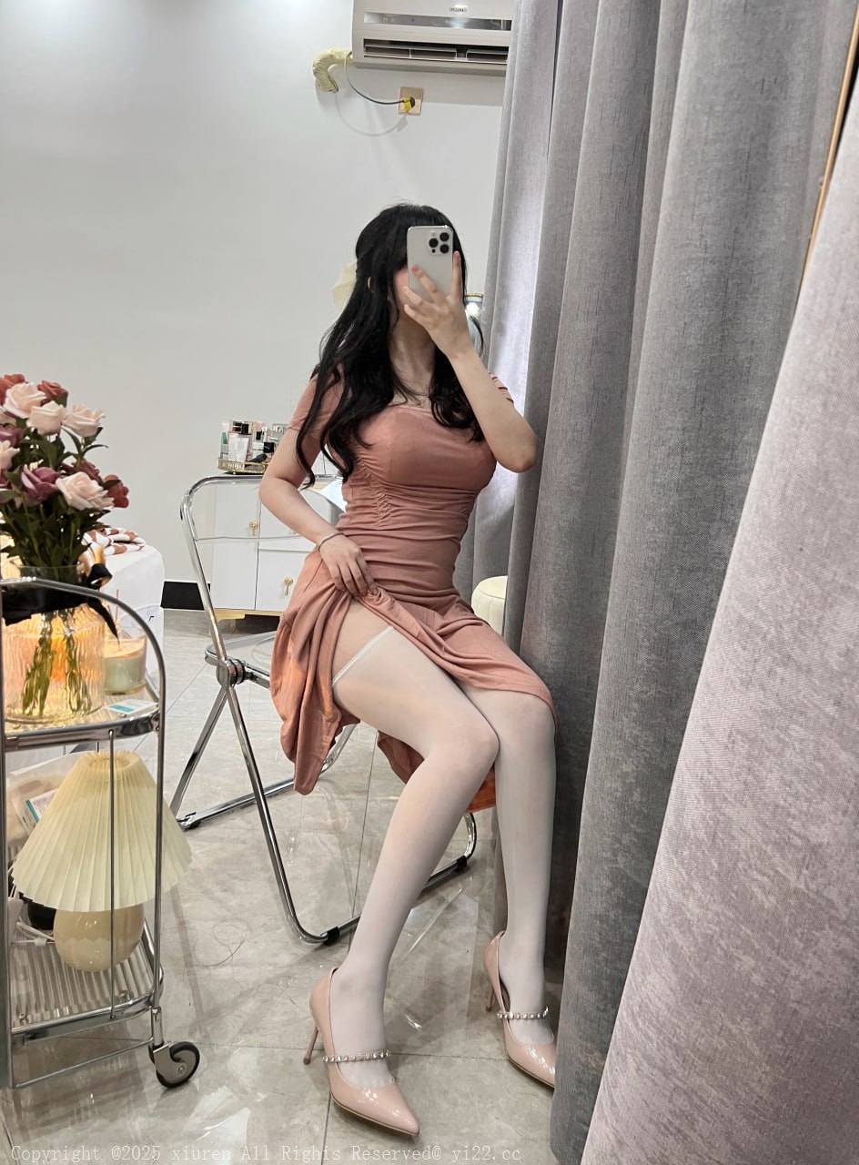 蜜桃少女是依酱呀 - 人妻